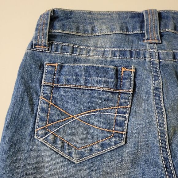 SO Women's Blue 5 Pocket Cuff Capri - Picture 8 of 11